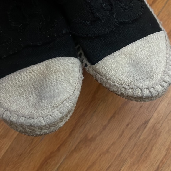 Chanel Espadrille - Picture 2 of 5